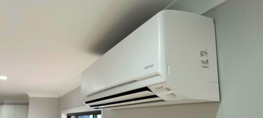 Split system air conditioner deep clean